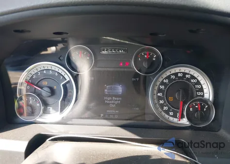 2013 Ram 1500 Express z USA, uszkodzony, nr VIN 1C6RR6FT6DS592443